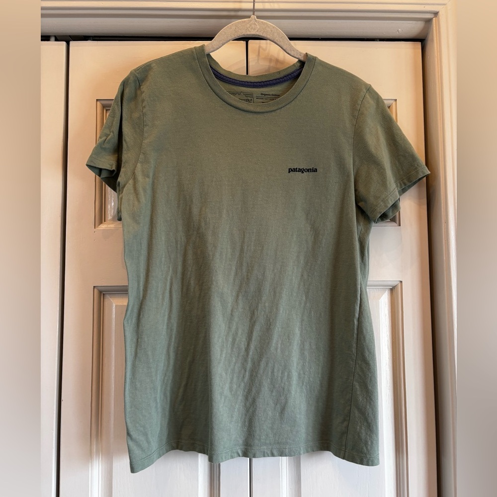 Patagonia olive green short sleeve T shirt with back logo, S unisex